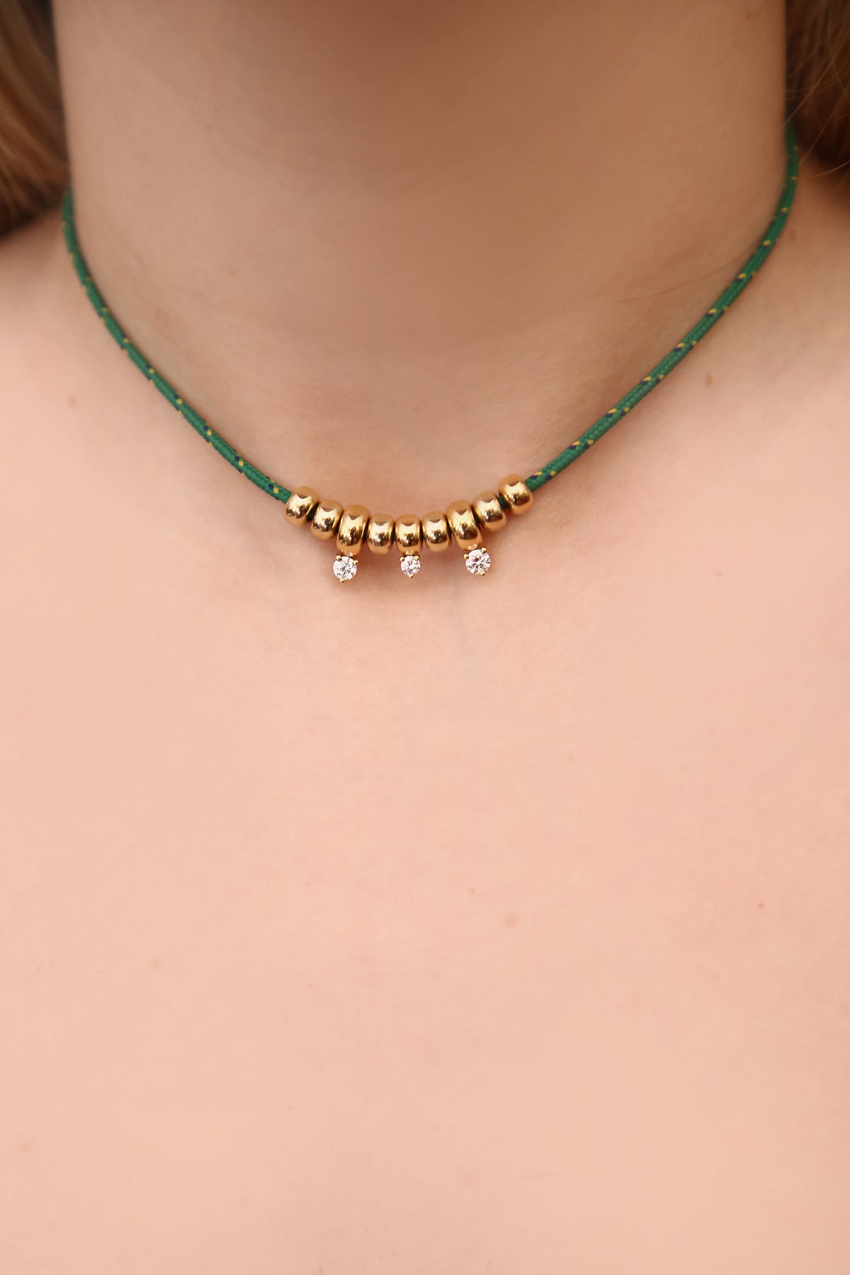 Sun-kissed Halo Collana